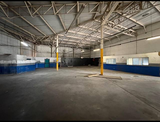 379M² WAREHOUSE TO LET IN HALFWAY HOUSE